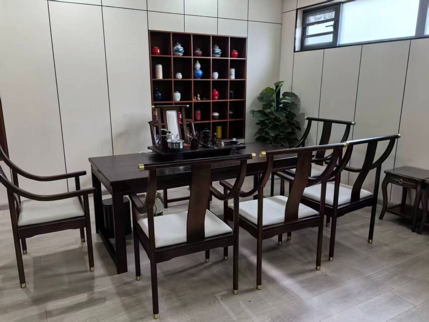 酒店桌椅
